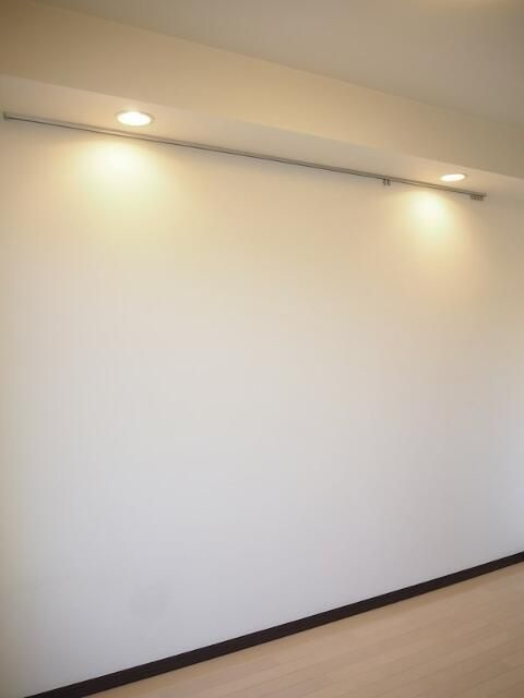 ルーブル両国のその他