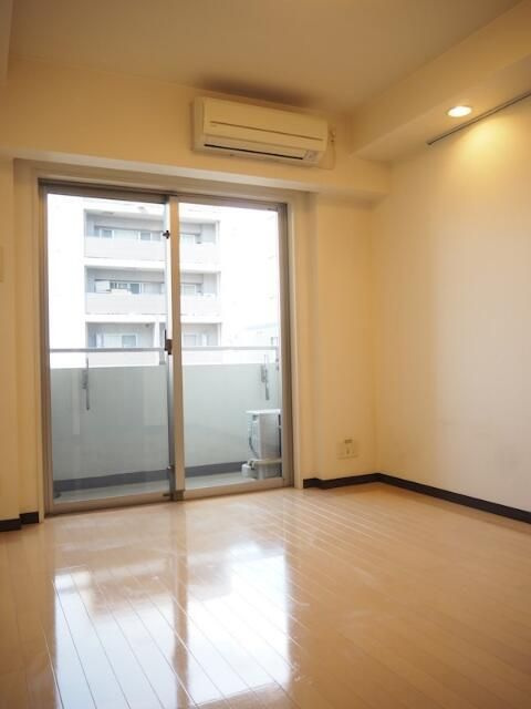 ルーブル両国の居間・リビング