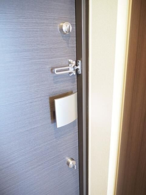 ルーブル両国の玄関