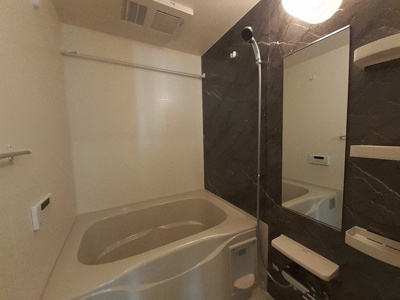 【浴室】 | ラ・ルミエール