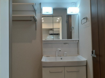 【洗面所】 | ラ・ルミエール
