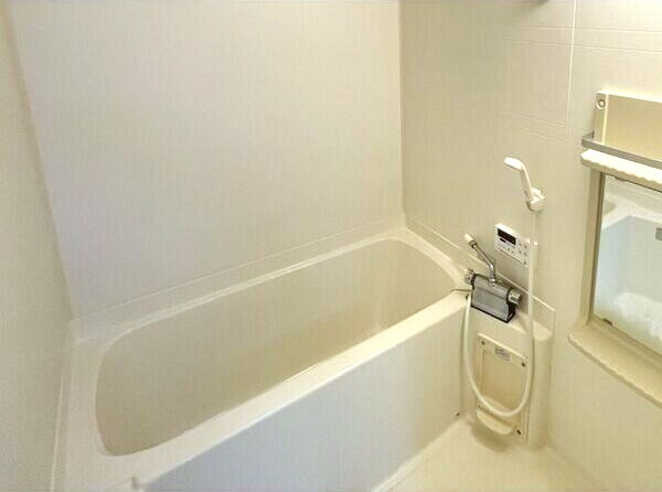 フリージアガーデンアネックスの浴室