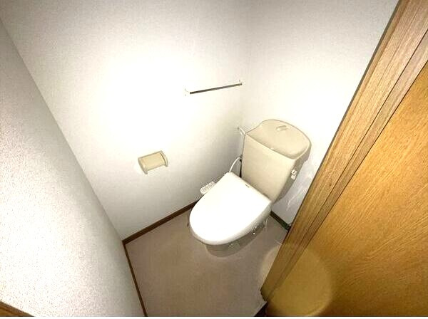 フリージアガーデンアネックスのトイレ