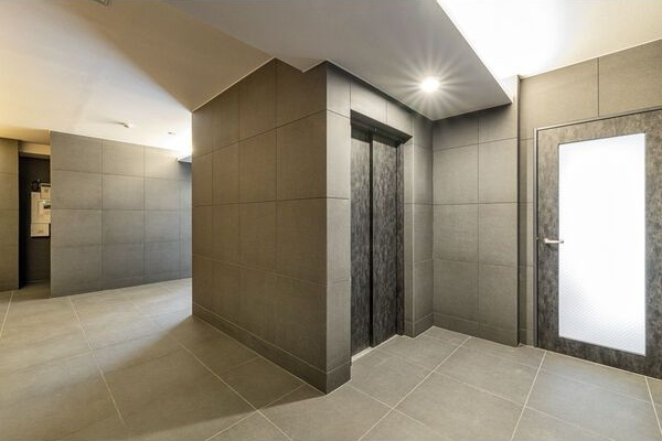 シェモア大須(旧名称:レジデンシア大須)のロビー