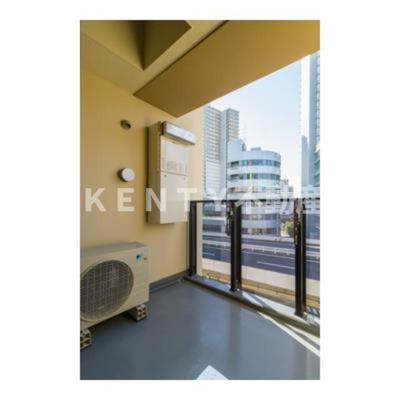 【バルコニー】 | 松葉 | 外からの目が気にならないバルコニーで洗濯物が干せます