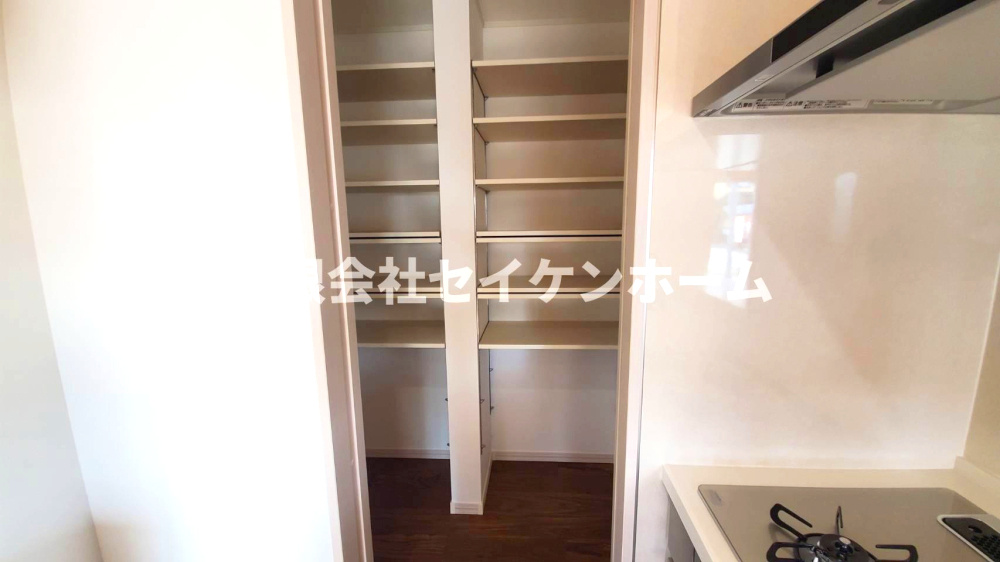 深谷市田中　新築住宅（注文住宅メーカ－施工）の収納|キッチン収納