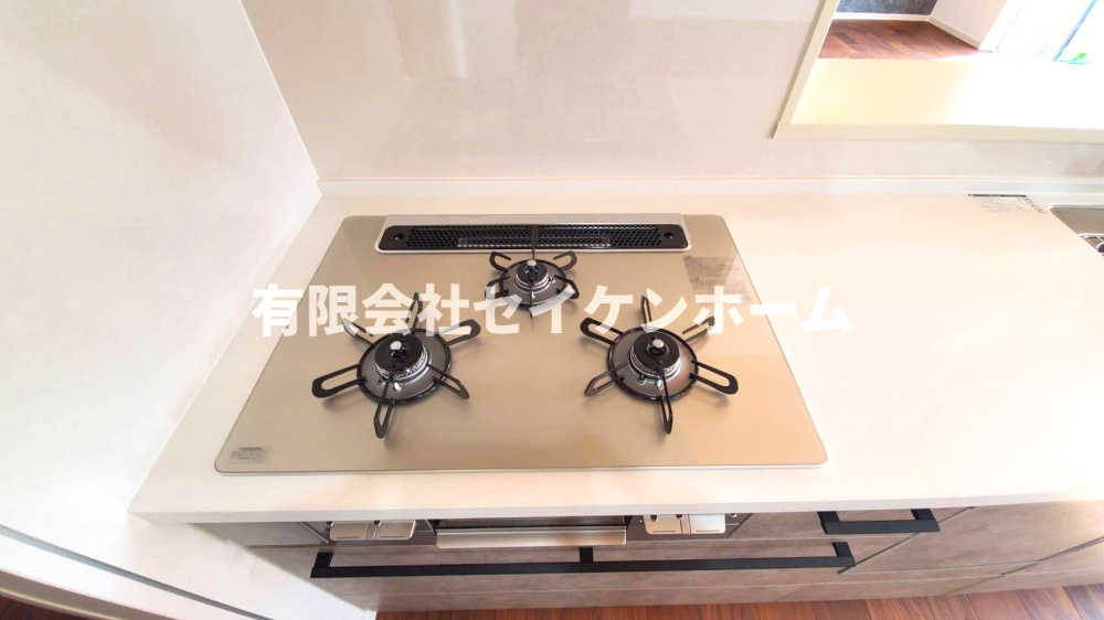 深谷市田中　新築住宅（注文住宅メーカ－施工）のキッチン