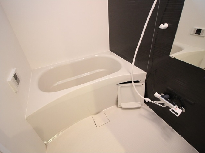 デュラカーサコブシ4の浴室