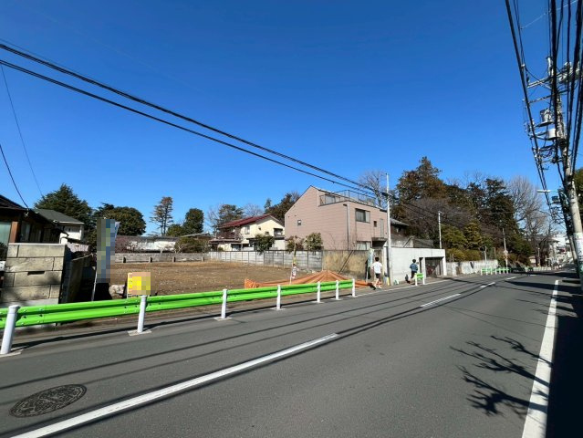 杉並区善福寺3丁目　建築条件無し売地　全2区画の外観|2025.11.28撮影

現地ご見学希望・資料請求などお気軽にお問い合わせ下さい！
03-5990-5201