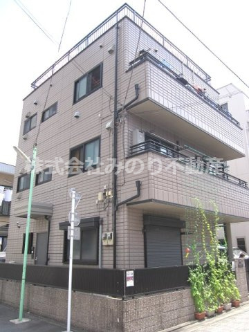 グランドールFの外観