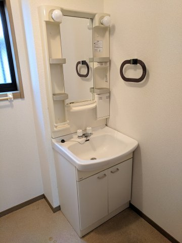 グランドールFの洗面所