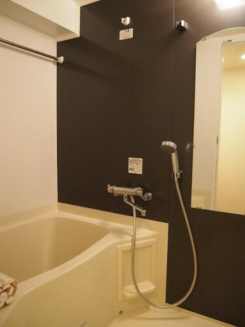 ルーブル森下の浴室