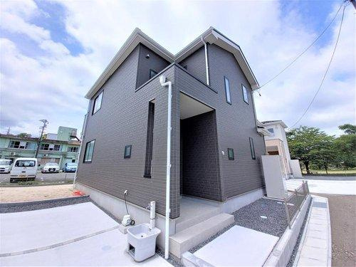 ◇佐糠町東一丁目　2期◇　2号棟　オール電化の新築建売住宅　　日当たり良好♪の外観|◆外観の写真です◆　外壁仕上げ材は窯業系サイディング。裏面に付着した汚れが、雨水によって流れ落ちやすい「防汚機能付きサイディング」を採用。外壁の美しさが長持ちします♪

現地（2024年2月）撮影