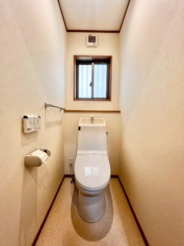 名東区上社5丁目戸建のトイレ