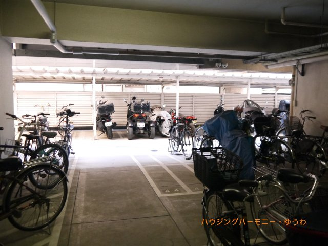 【駐輪場】 | ウィスタリアマンション板橋志村 | 敷地内に、便利な駐輪場が有ります。