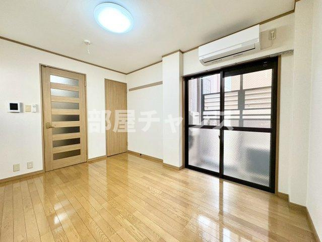 シャトー村瀬・千代田の居間・リビング