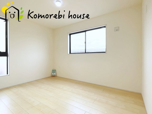上尾本町　新築一戸建て　リーブルガーデ　01の寝室|使い勝手のいい寝室です