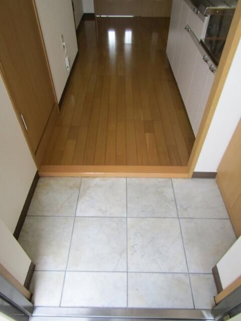 グランマレ．デュオの玄関