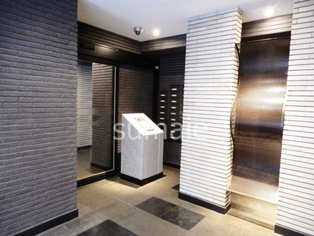 アクシーズグランデ高鼻町のロビー|エントランスロビー。