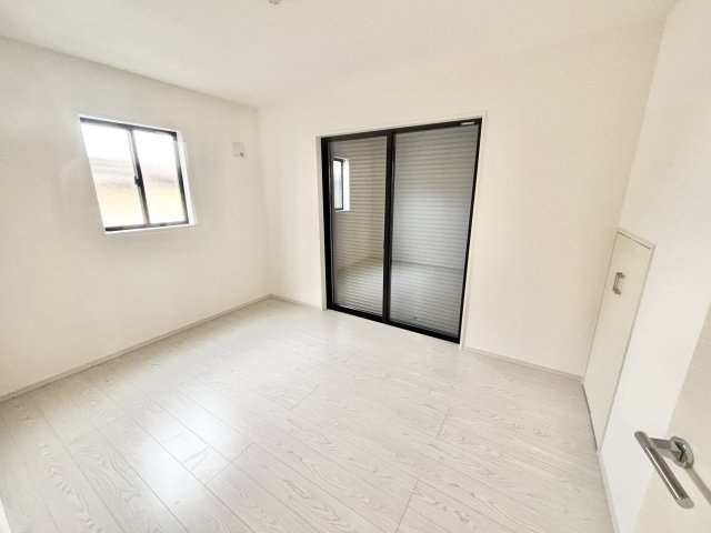 【仲介手数料無料／蟹江町】海部郡蟹江町桜町1期　Terrechez　新築戸建　1号棟の洋室