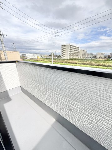 【仲介手数料無料／蟹江町】海部郡蟹江町桜町1期　Terrechez　新築戸建　1号棟のバルコニー