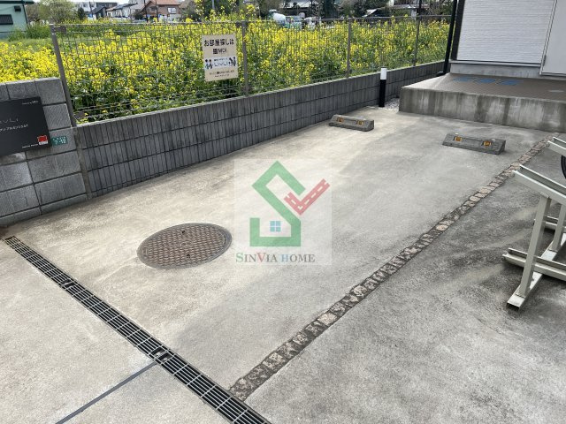 リブリアルカンシエルTの駐車場