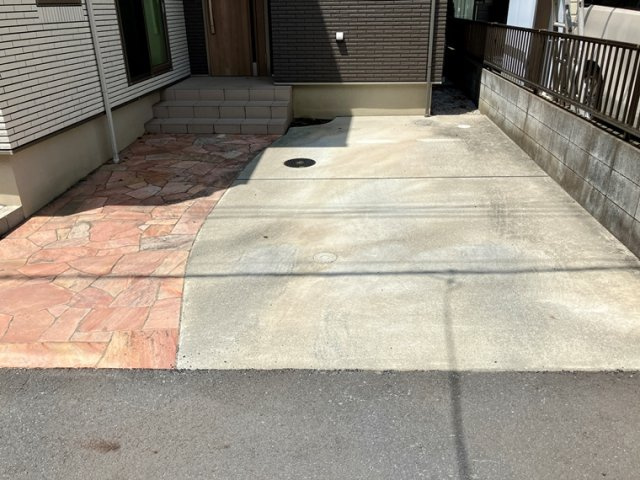 大牧戸建の駐車場
