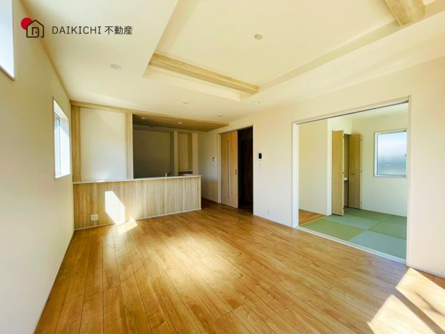 【玄関】 | 鴻巣市本町7丁目　新築戸建　全3棟　3号棟