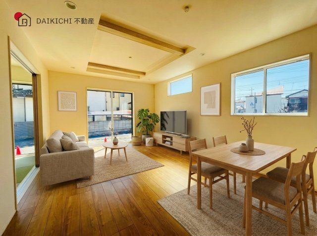 【居間・リビング】 | 鴻巣市本町7丁目　新築戸建　全3棟　3号棟