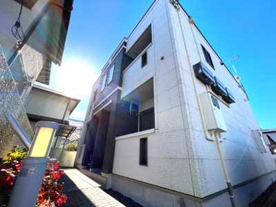 【外観】 | ピュアメゾン | 外観写真（昼）