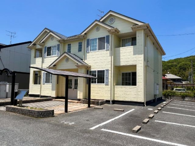 【駐車場】 | ブルーハイム吉田 | 外観写真（昼）