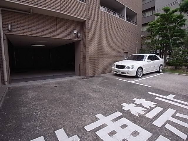 サヴォイマキシマイズ博多ステーション　14階の駐車場