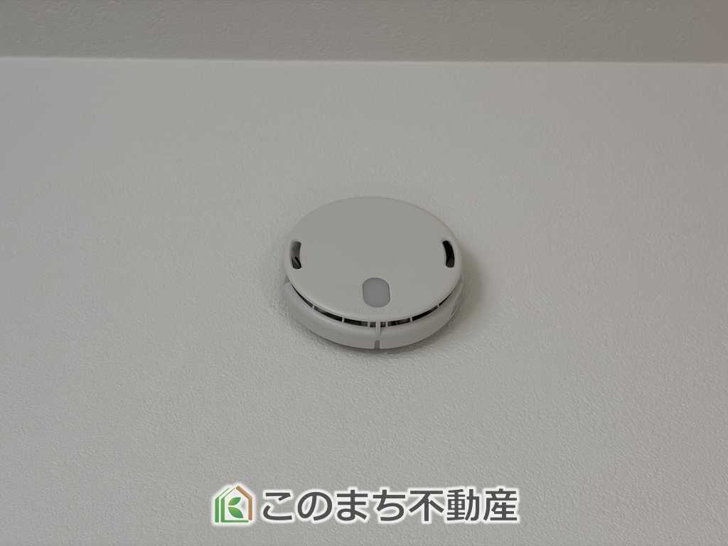 ワイウッドコート小山市羽川第2の設備|火災報知器は標準装備でもしもの時に安心です！
