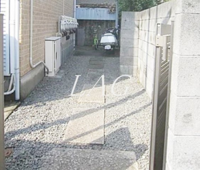 【エントランス】 | サンビレッヂ | エントランスです。