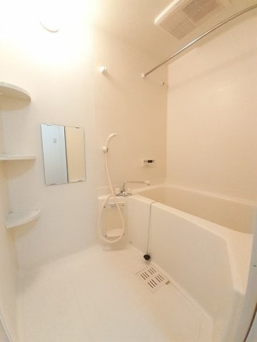 ソレイユ北島　Ａの浴室|コンパクトで使いやすいお風呂です