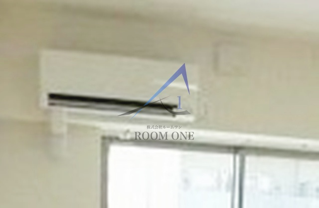 コルバスのその他|エアコン付きです。