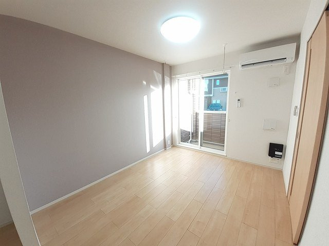 レジデンスさくら台Ｈの居間・リビング|こちらのリビングで趣味の時間をお楽しみください