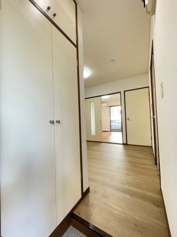 ビューハイムフジの玄関|同物件別号室