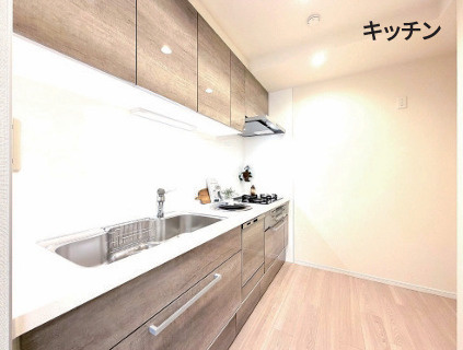 ファミール東灘のキッチン|食器洗乾燥機・浄水器付き