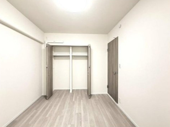 ファミール東灘の洋室|洋室約5.9帖