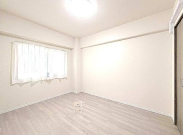 ファミール東灘の洋室|洋室約5.9帖