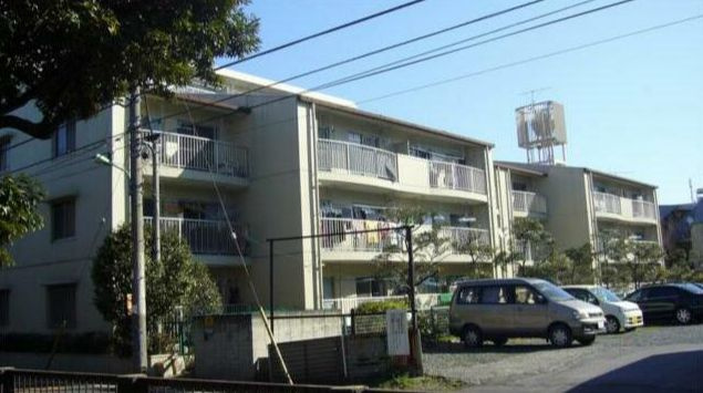 青木公園マンションの外観