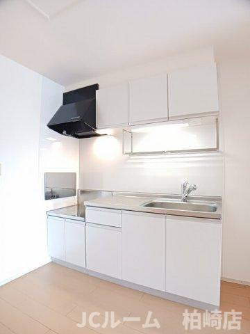 柏崎市宝町のアパートのキッチン