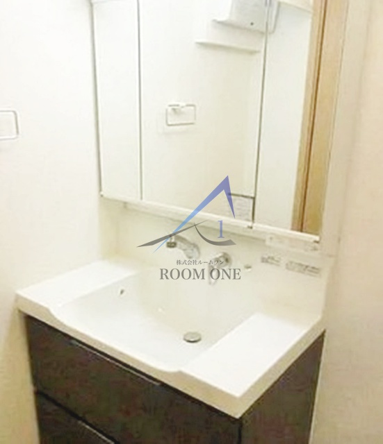 サニーサイド旗の台の洗面所|洗面台です。