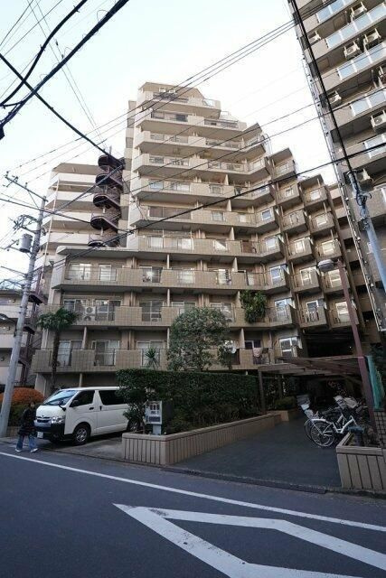 朝日プラザ東池袋の外観