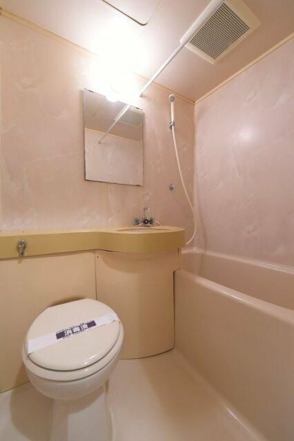 朝日プラザ東池袋の浴室