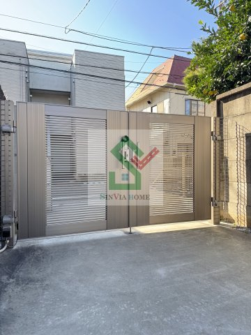 アマテラス南大泉のエントランス