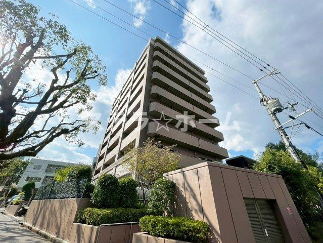 クレアヒルズ千里津雲台の外観|落ち着いた雰囲気の外観です