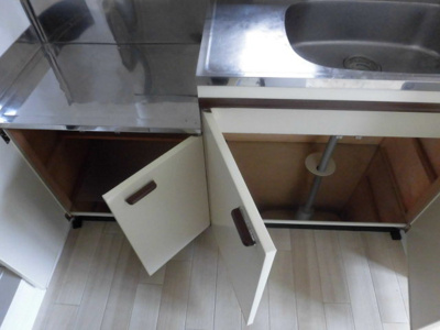 【内装】 | エムエムハイツ | キッチン下の収納スペースです