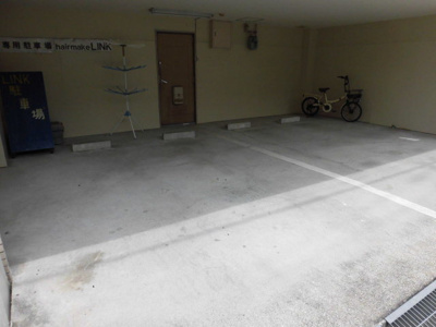 【駐車場】 | エムエムハイツ | 駐車場スペースも確保されています